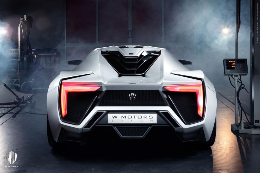  W Motors Lykan HyperSport 2013 года  (фото 3 из 15)